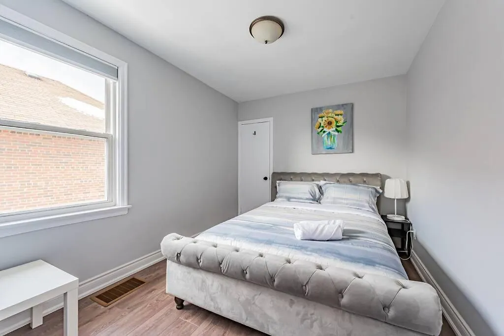 Cheerful 3 Bedrooms Free Parking location